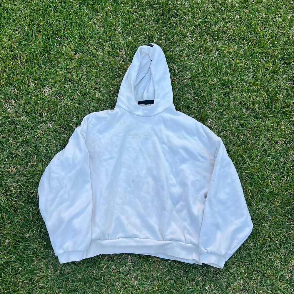 Essentials Kangaroo Hoodie y2k white men’s size M